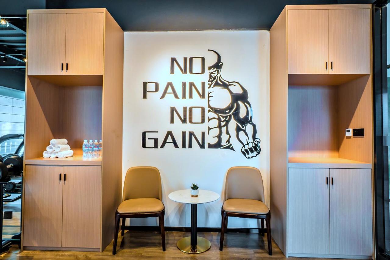 Maxx Phnom Penh Downtown By H World Hotel Buitenkant foto
