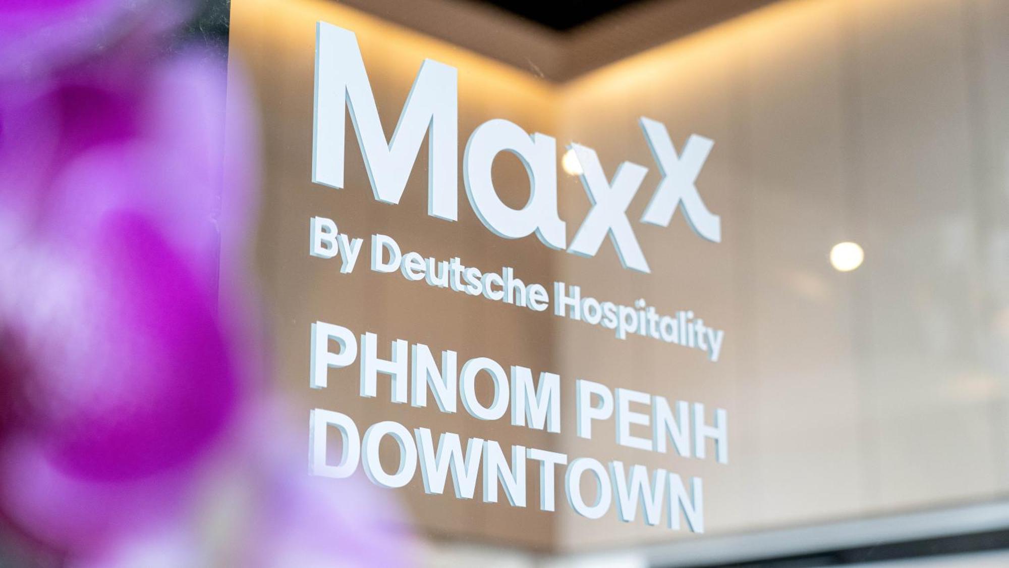 Maxx Phnom Penh Downtown By H World Hotel Buitenkant foto
