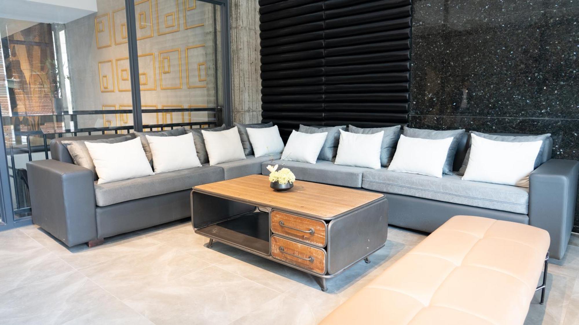 Maxx Phnom Penh Downtown By H World Hotel Buitenkant foto