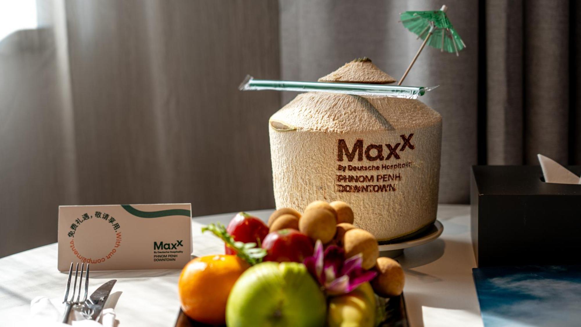 Maxx Phnom Penh Downtown By H World Hotel Buitenkant foto
