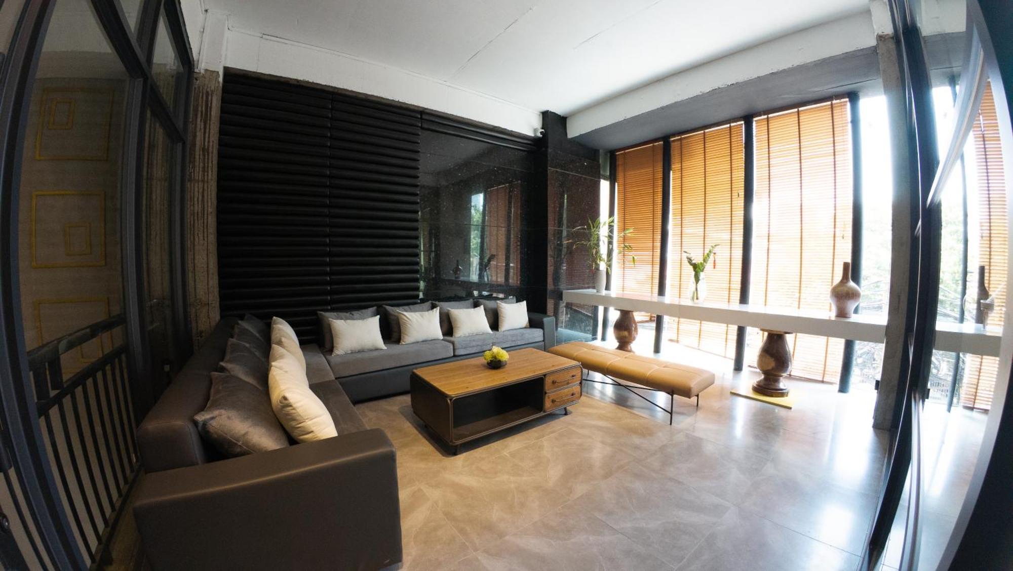Maxx Phnom Penh Downtown By H World Hotel Buitenkant foto
