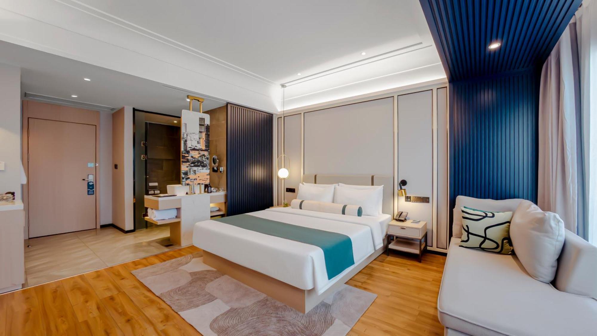 Maxx Phnom Penh Downtown By H World Hotel Buitenkant foto